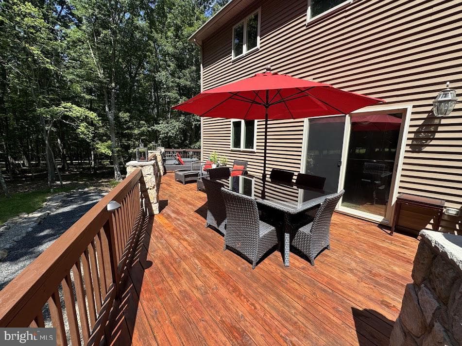 55 Conyngham Dr photo 10