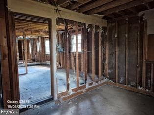 33 Adams Road photo 21