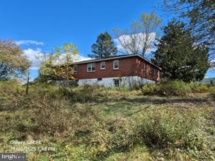 33 Adams Road photo 4