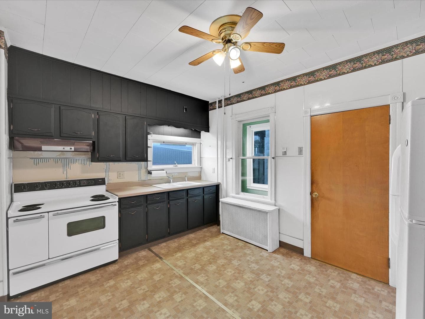 219 S 3rd Street photo 13