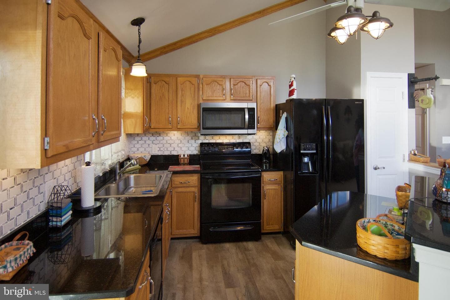 1400 Lightfoot Drive photo 5