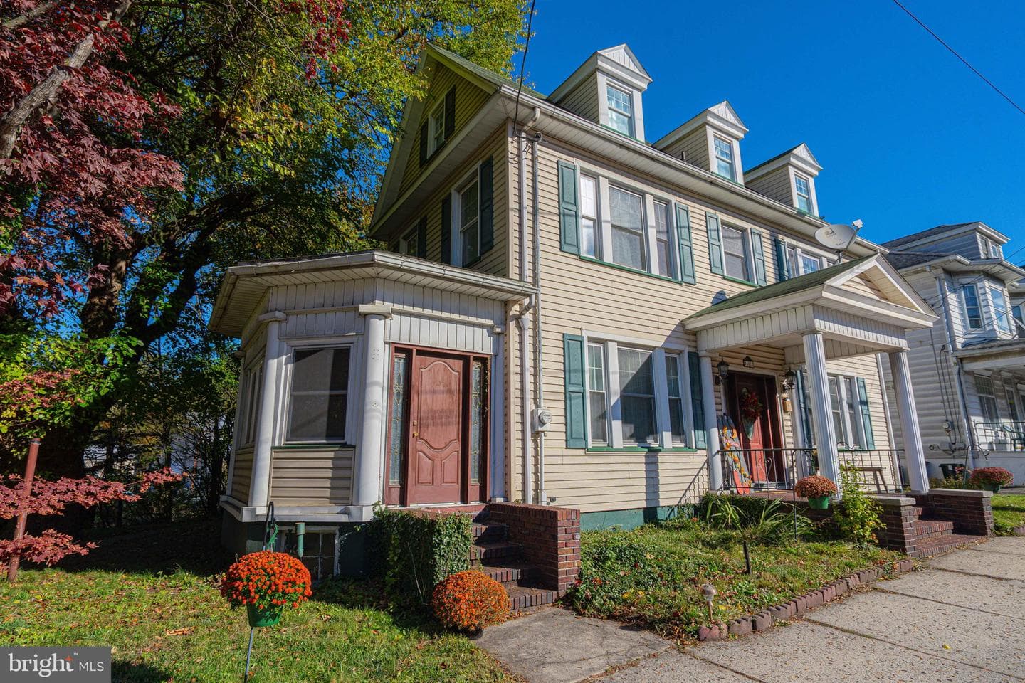 451 E Broad Street photo 6