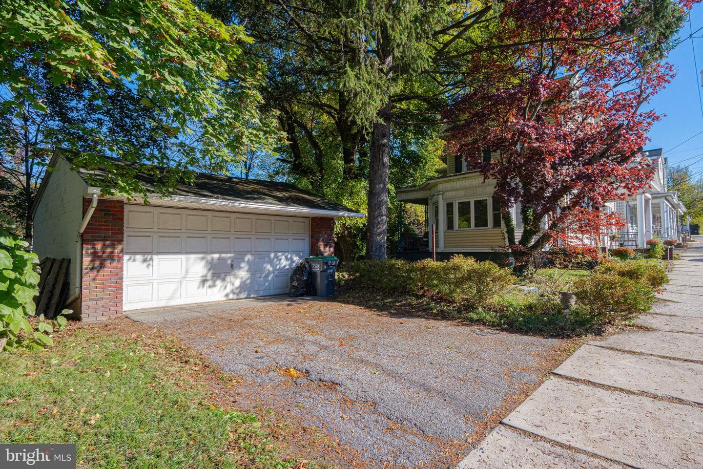 451 E Broad Street photo 7