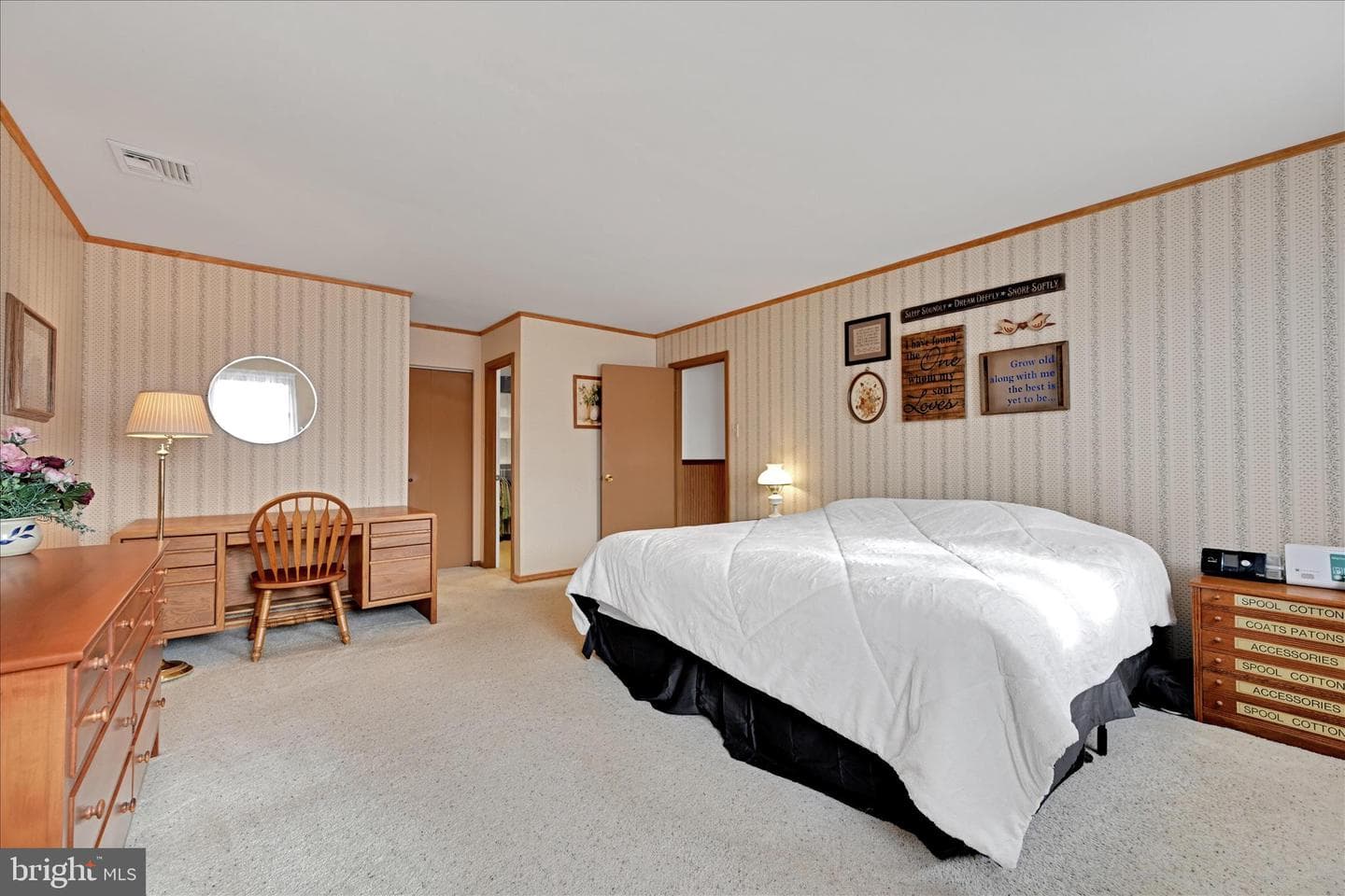 831 Cayuga Cove photo 22