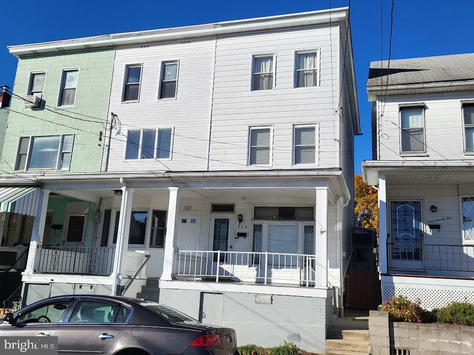 333 Willing Street photo 2