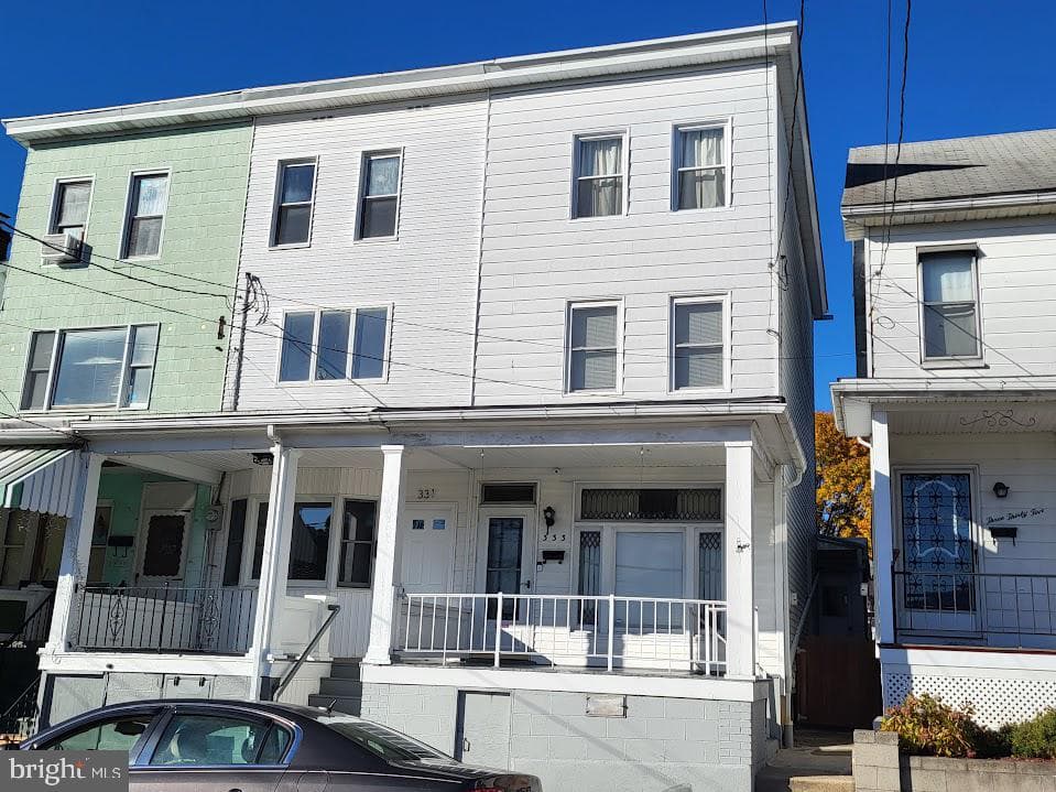 333 Willing Street photo 3