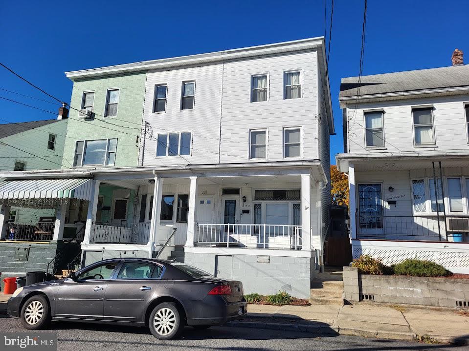 333 Willing Street photo 4