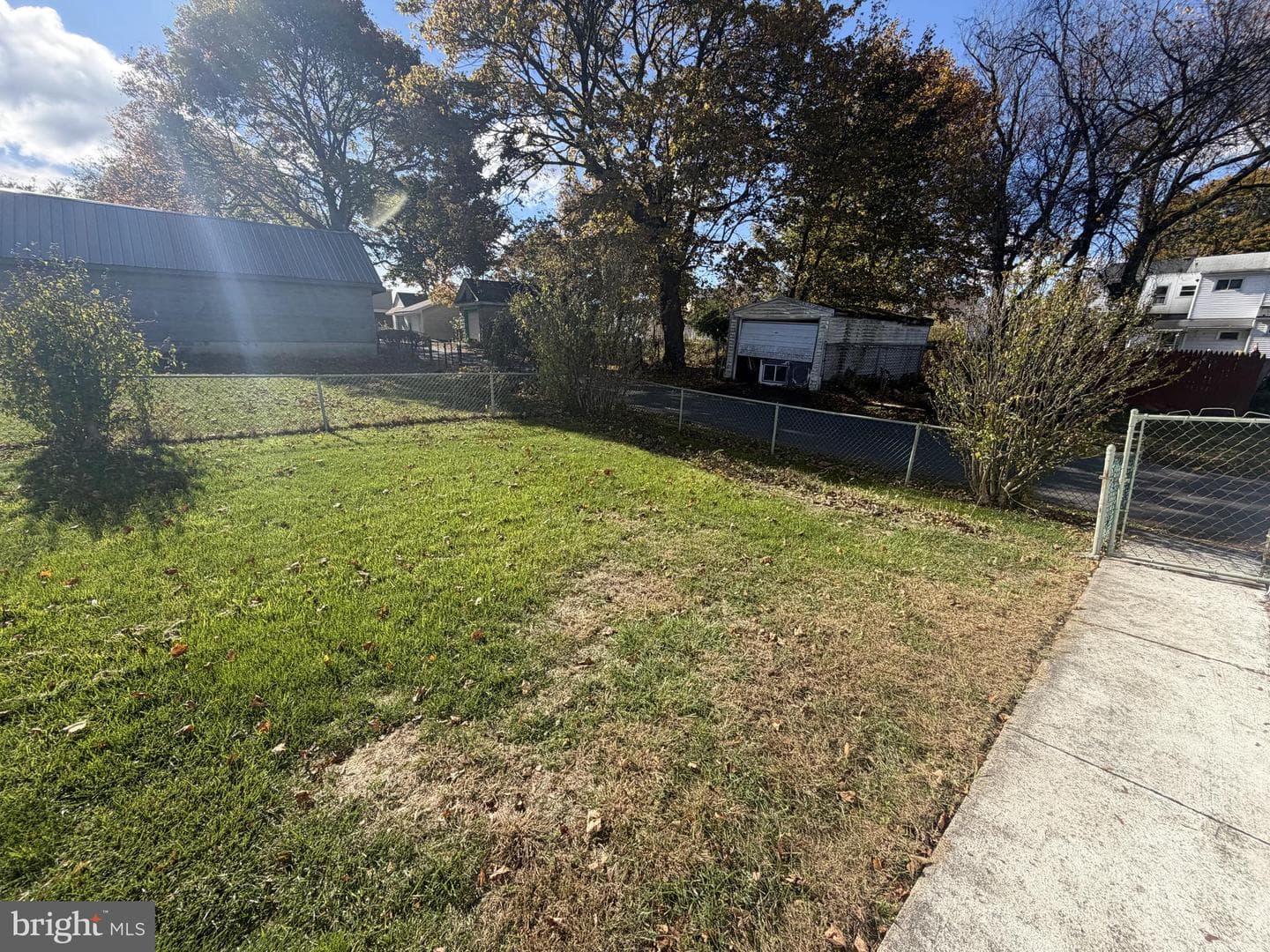 246 N Bell Street photo 3