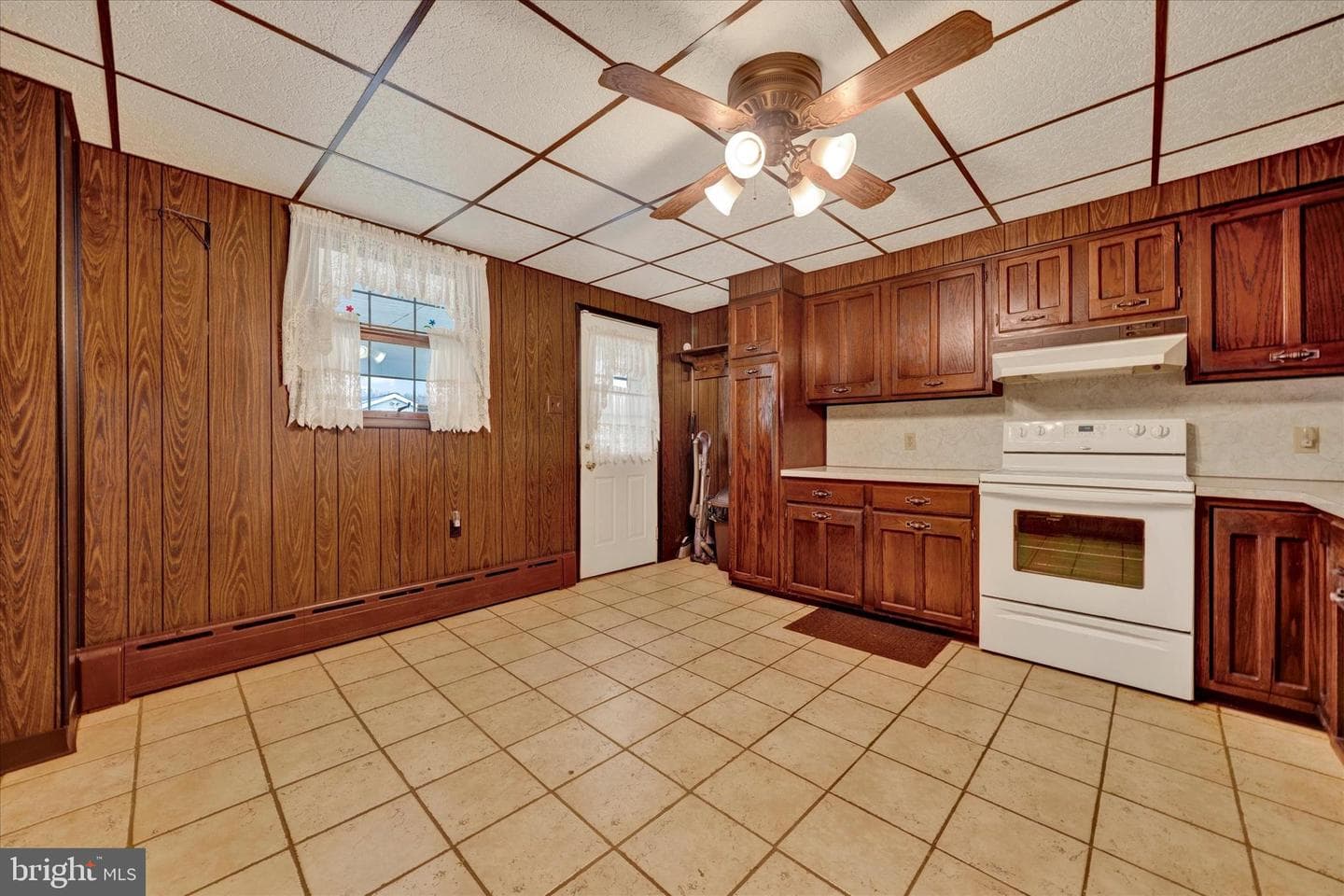 341 S Broad Mountain Avenue photo 6