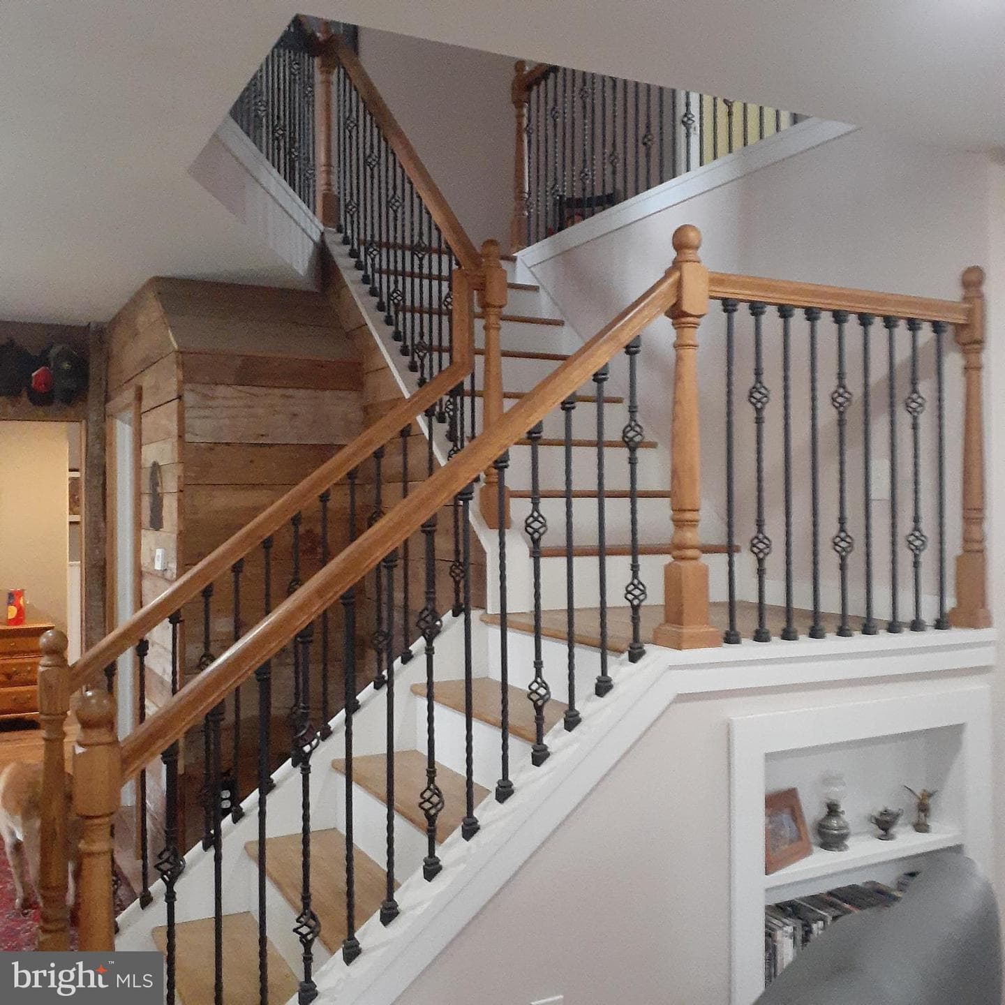 7 N Oak Lane photo 29