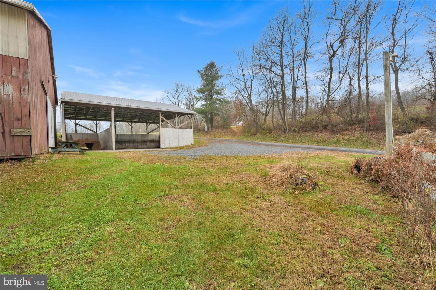 7 N Oak Lane photo 78
