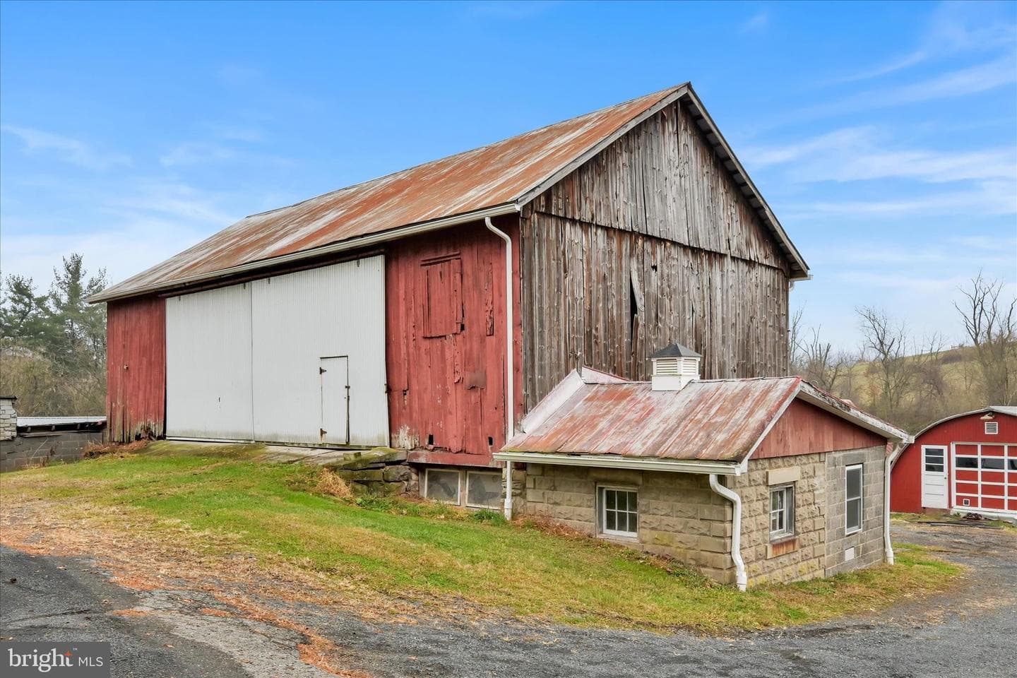 7 N Oak Lane photo 93