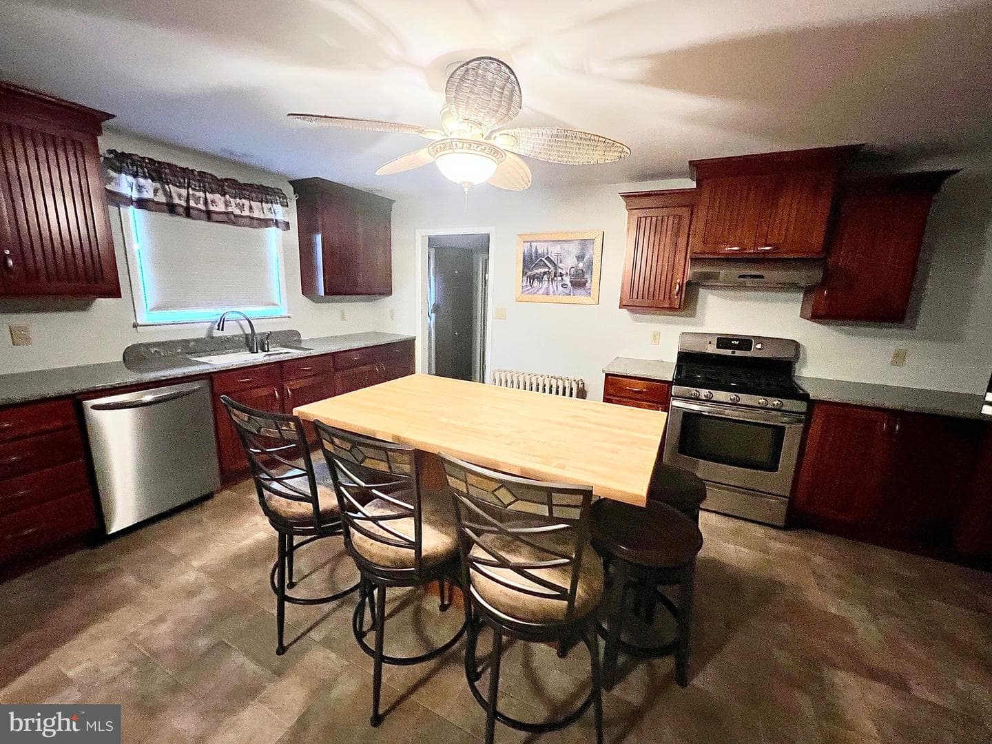 28 N 19th Street photo 19