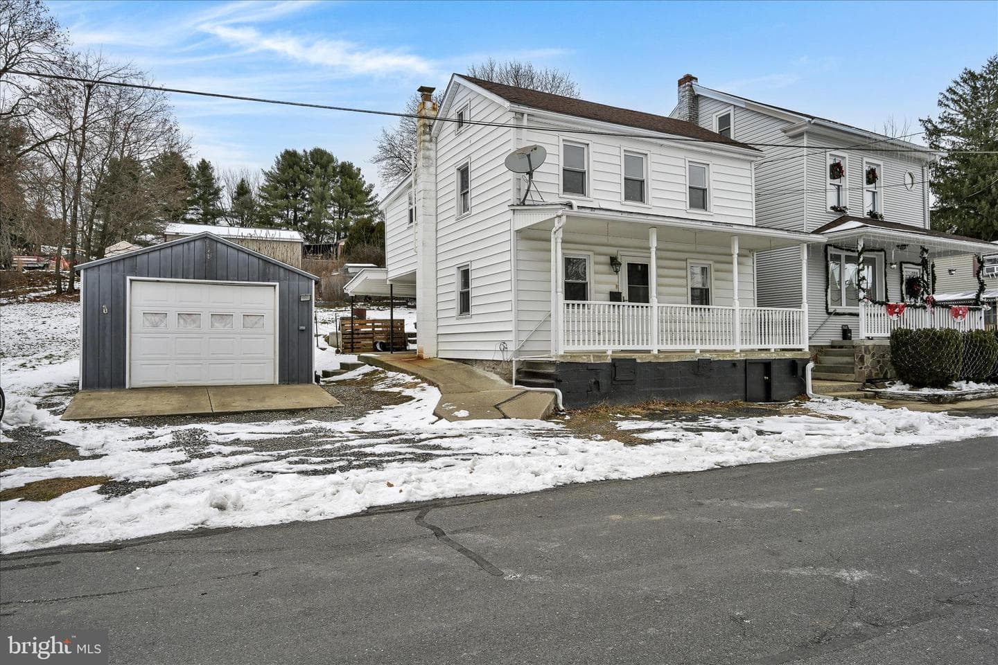 28 W Donaldson Street photo 1
