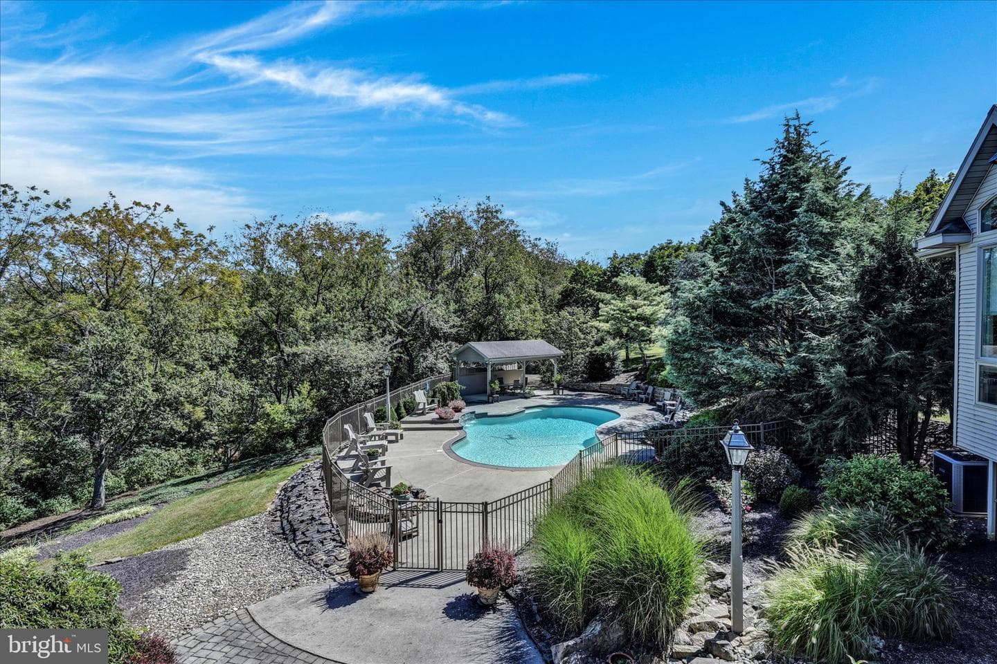 1161 Sunset Dr photo 11