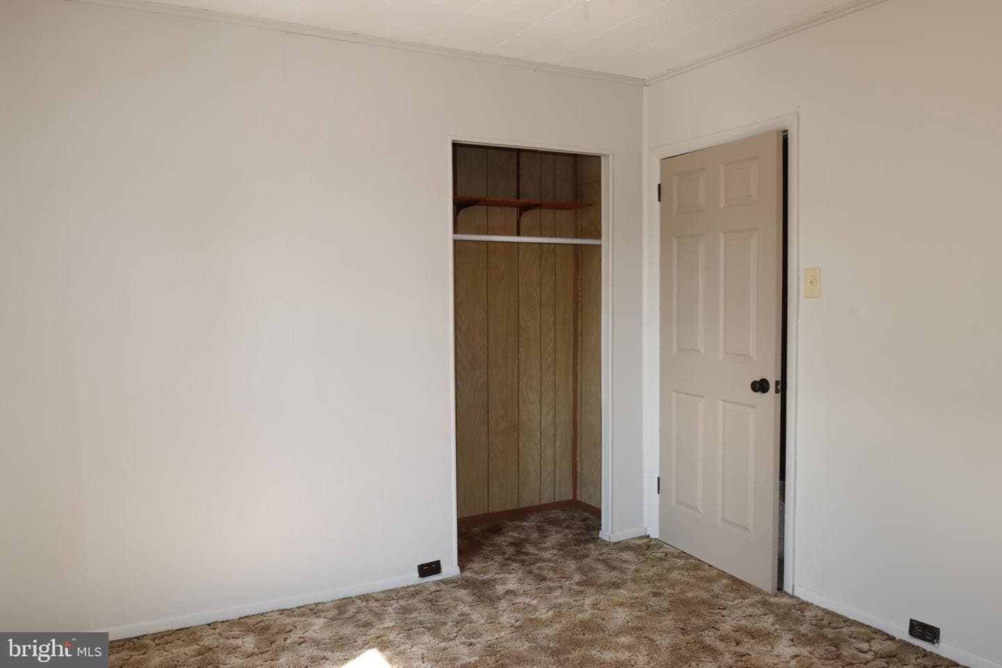 305 Dock Street photo 19