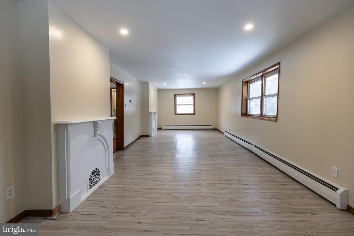 2406 Railroad Street photo 10
