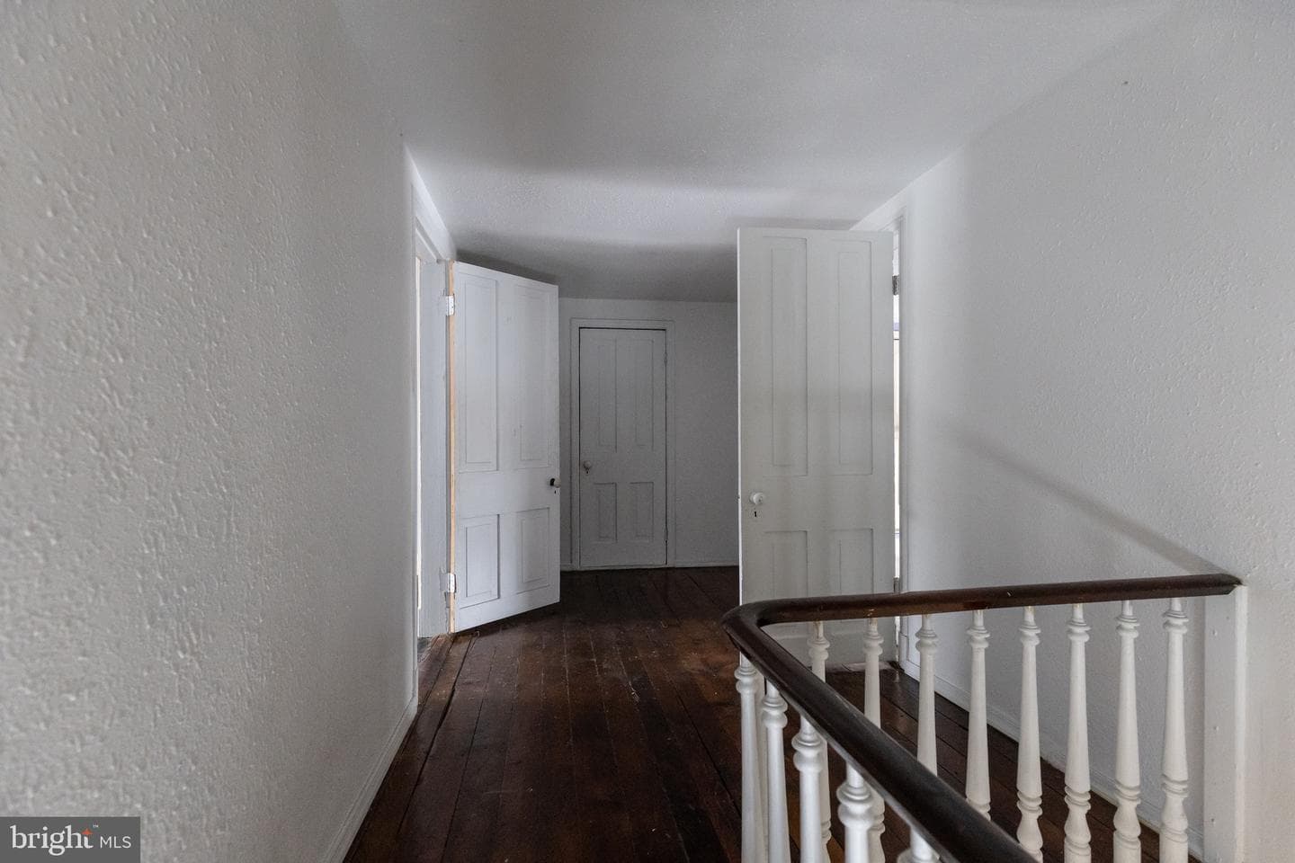 2406 Railroad Street photo 41