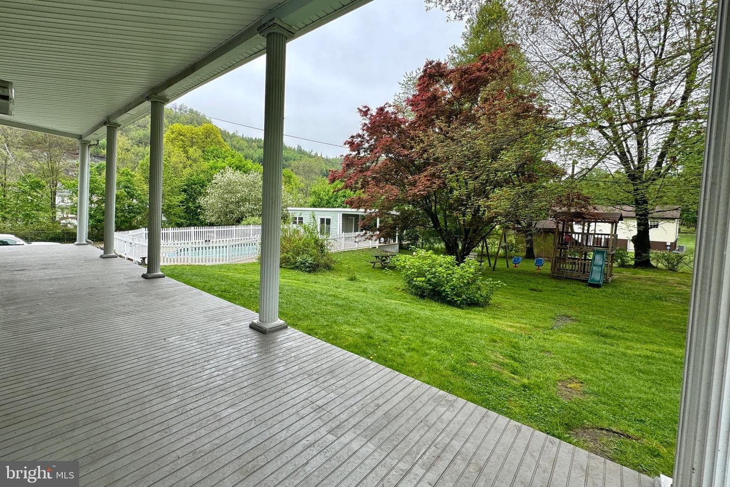 2406 Railroad Street photo 67