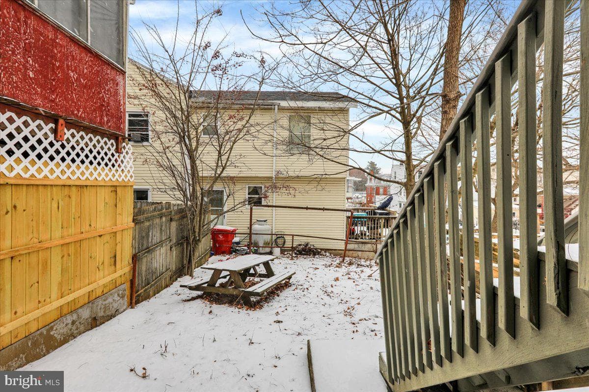 1652 W Norwegian Street photo 26
