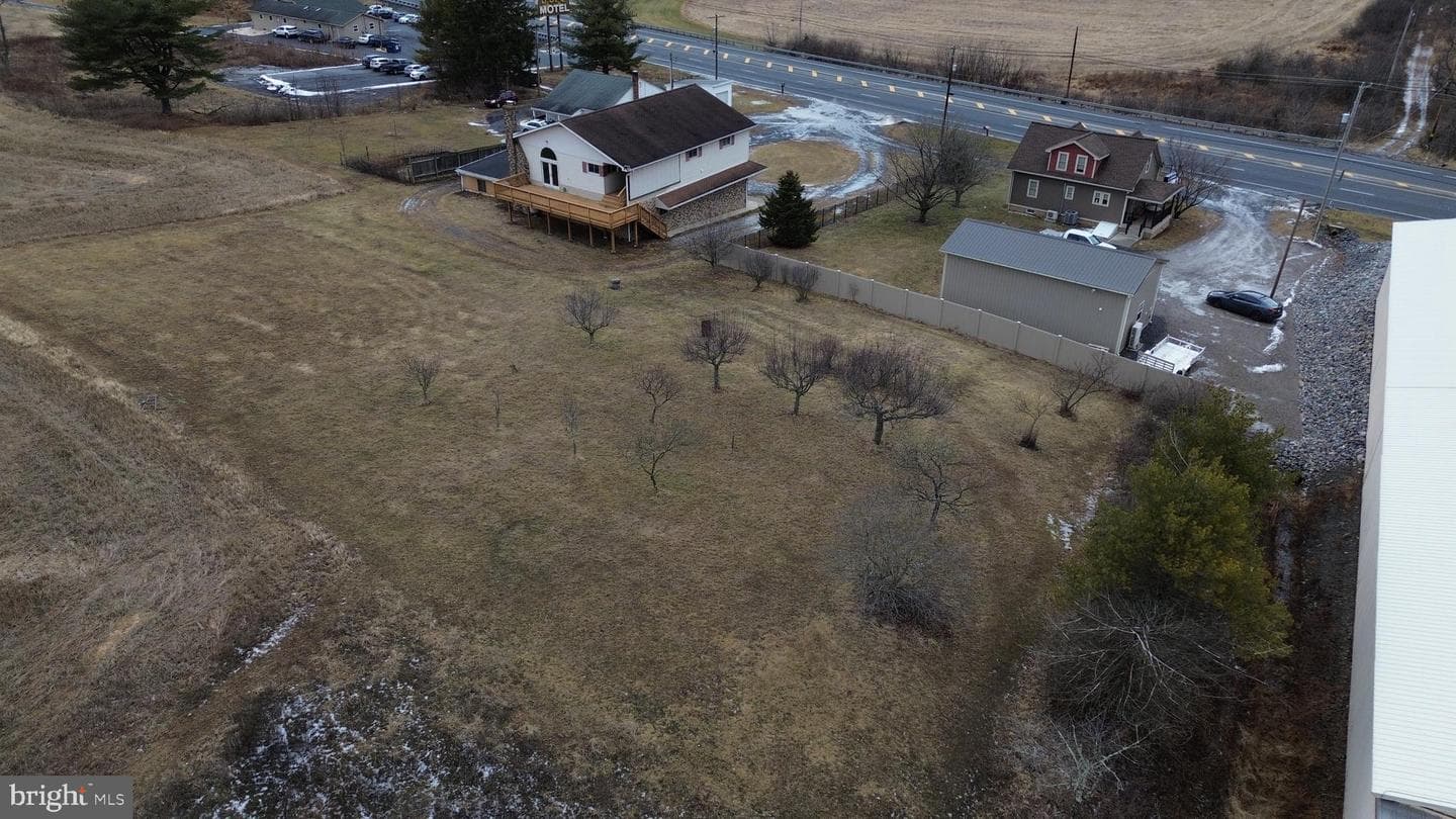 1052 Centre Turnpike photo 49
