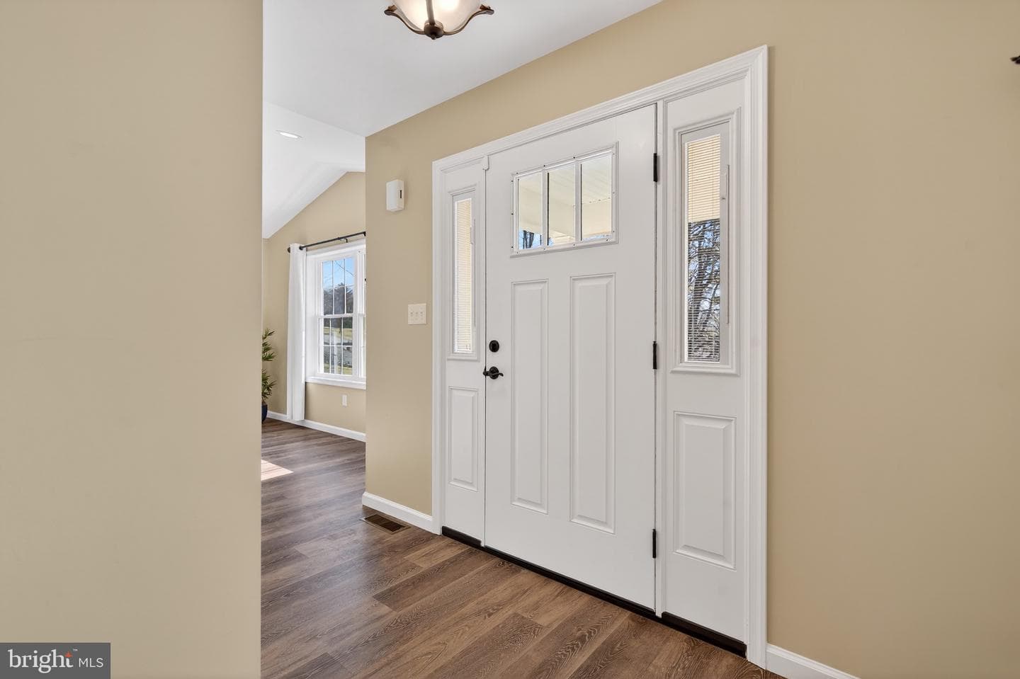2021 Evergreen Drive photo 4