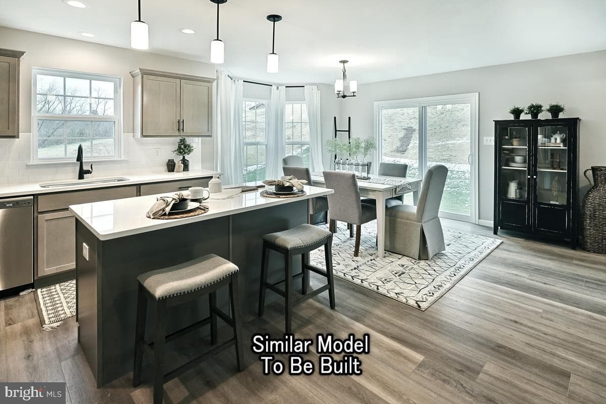 Abbey Plan At Seiders Hill photo 5