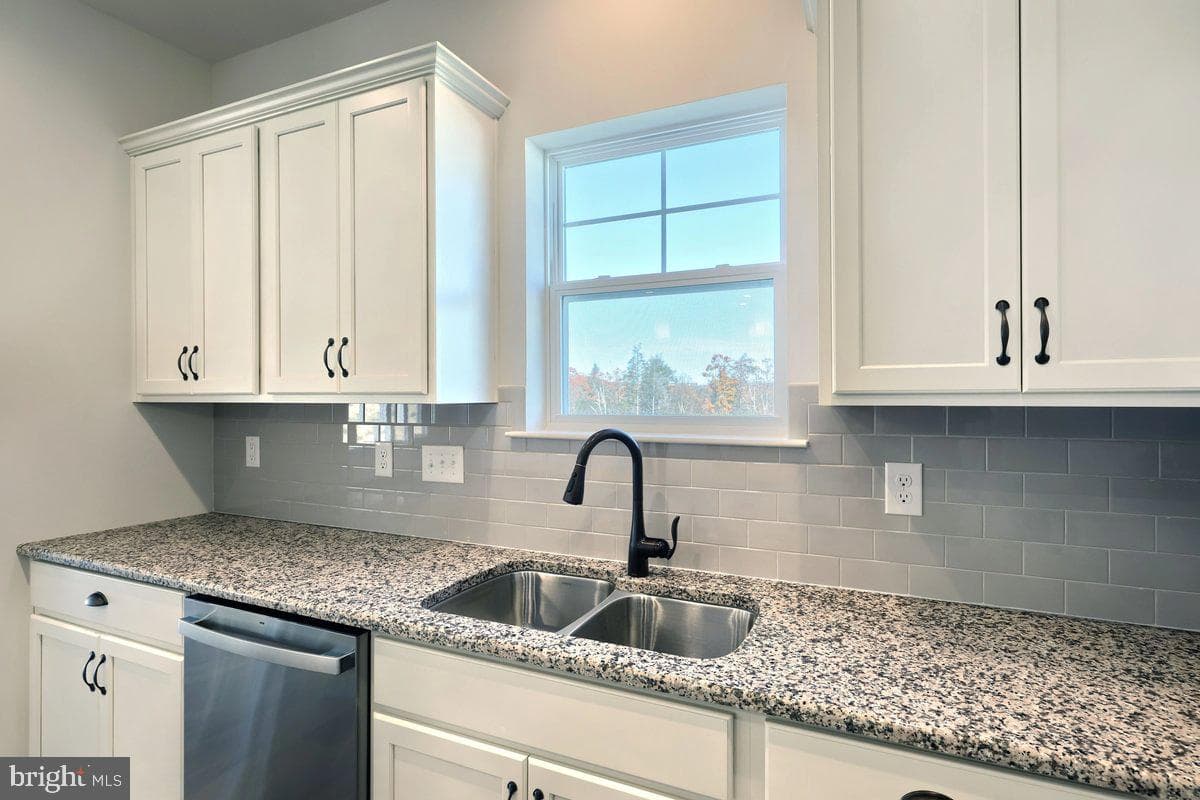 Juliet Plan At Seiders Hill photo 8