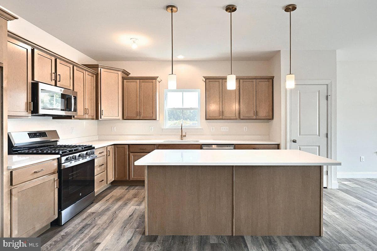 Juliet Plan At Seiders Hill photo 9