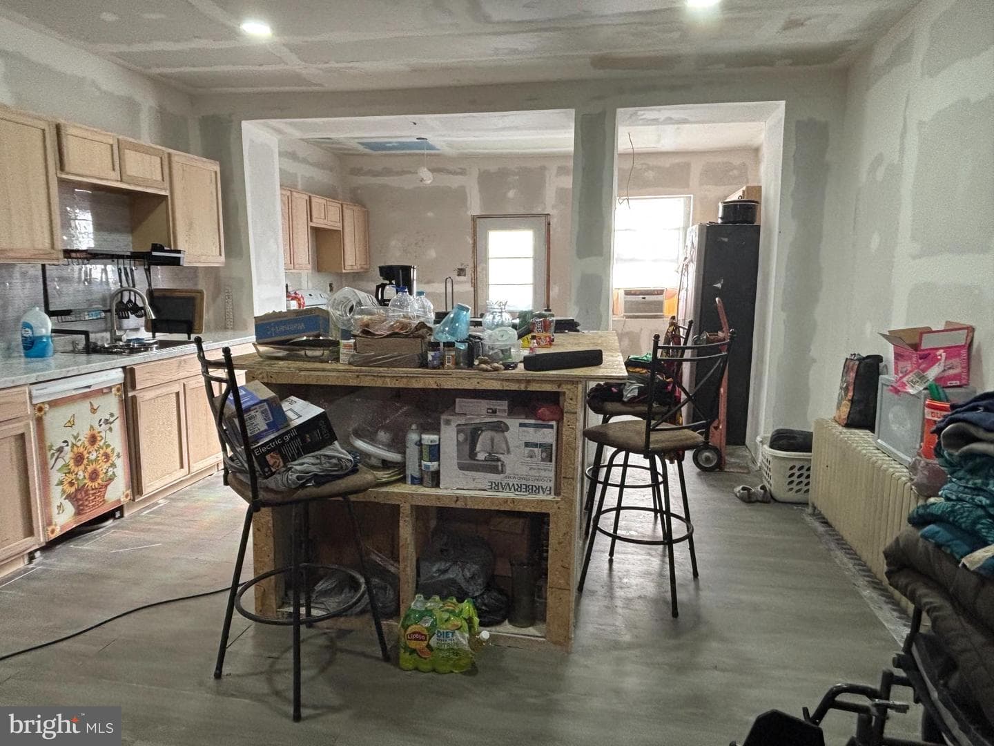 124 E High Street photo 8