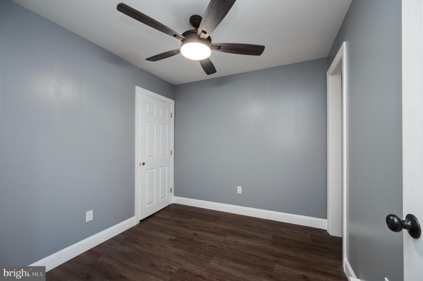 724 E Centre Street photo 14
