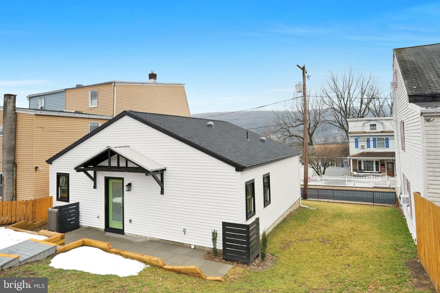1308 Mount Hope Avenue photo 37