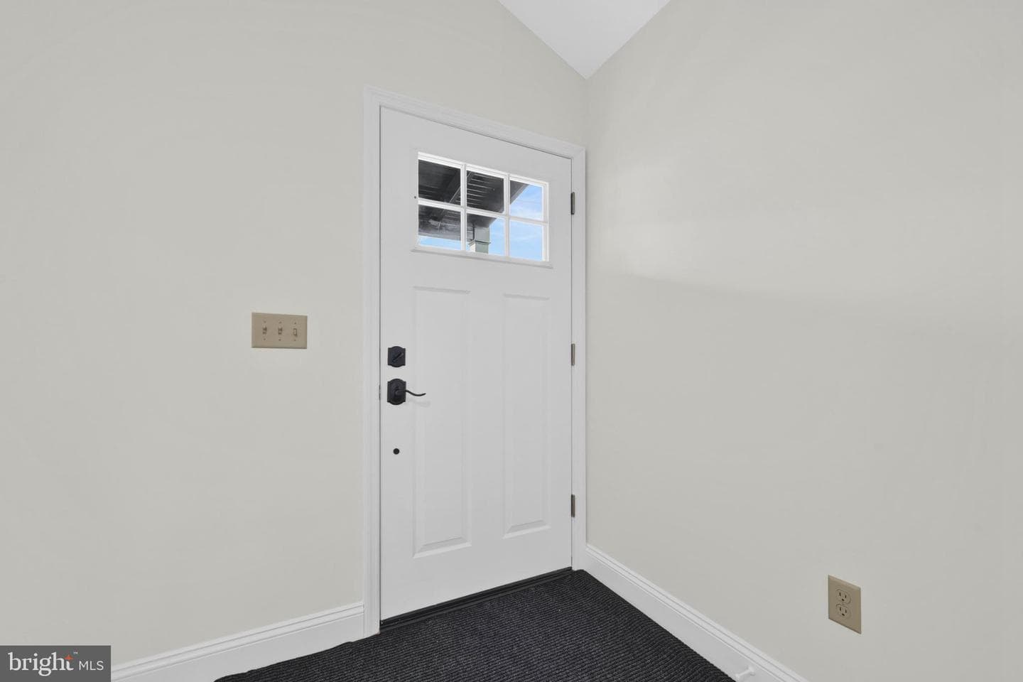 1308 Mount Hope Avenue photo 5