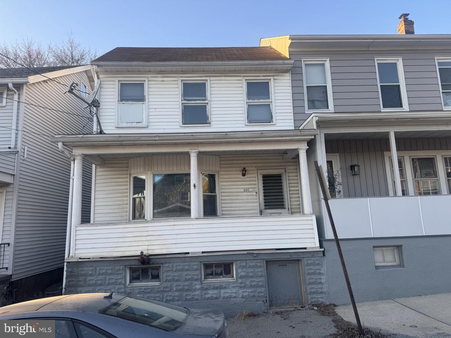 429 E Elm Street photo 20