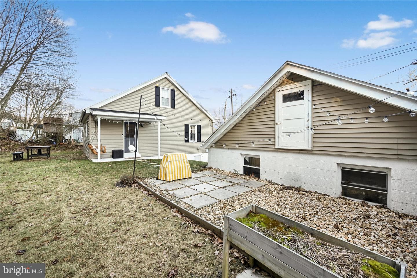 412 E Bacon Street photo 21