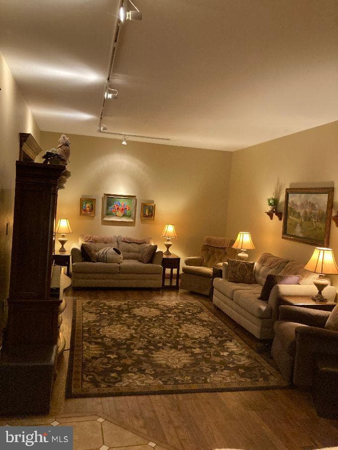 213 Norwegian Woods Drive photo 9