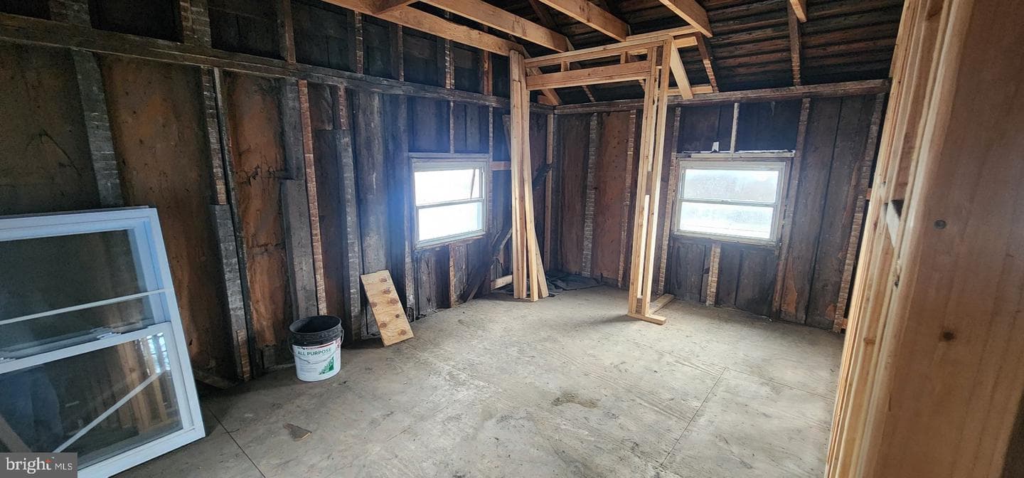 2014 W Center Street photo 24