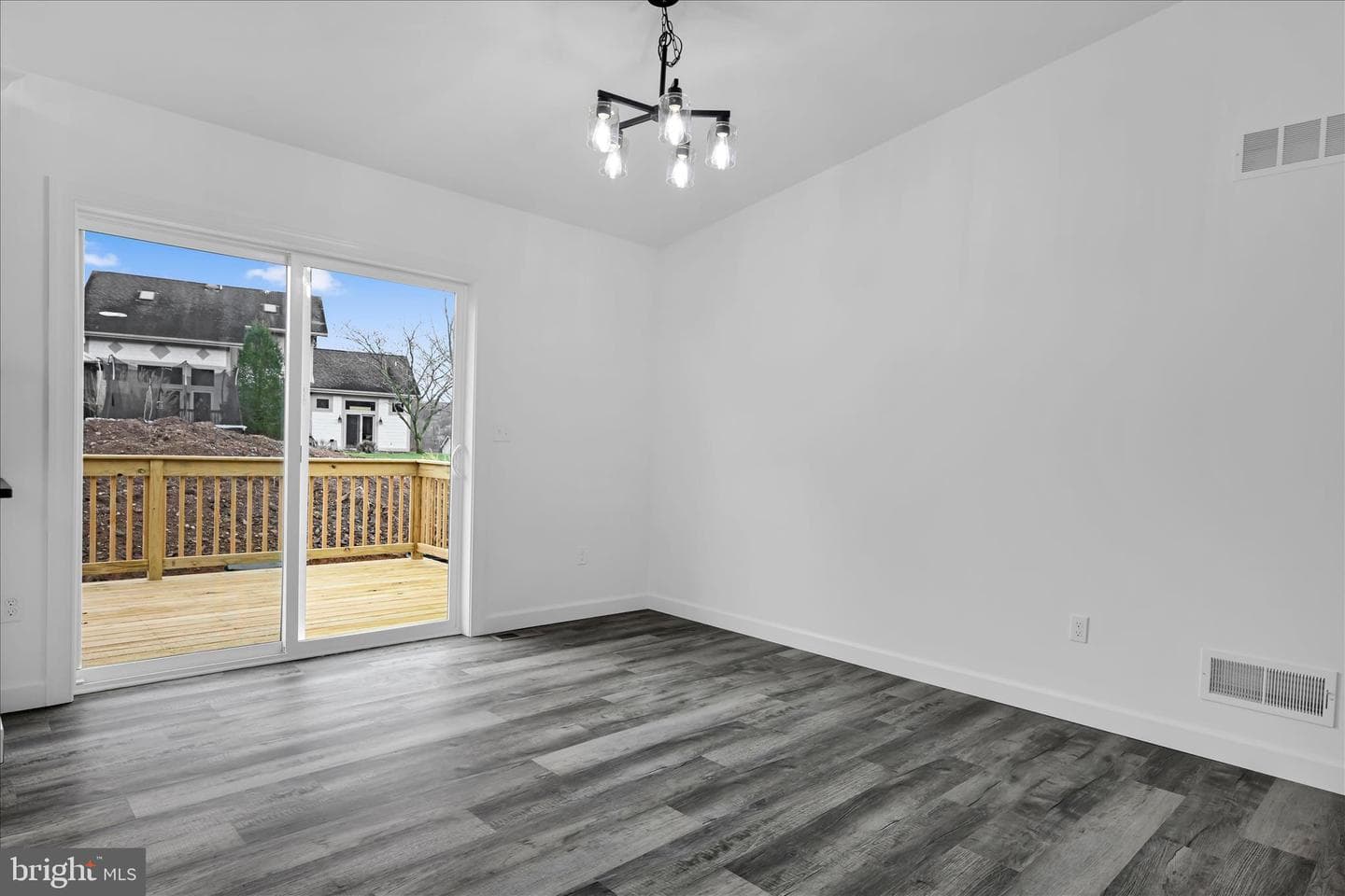 1013 Indian Drive photo 10