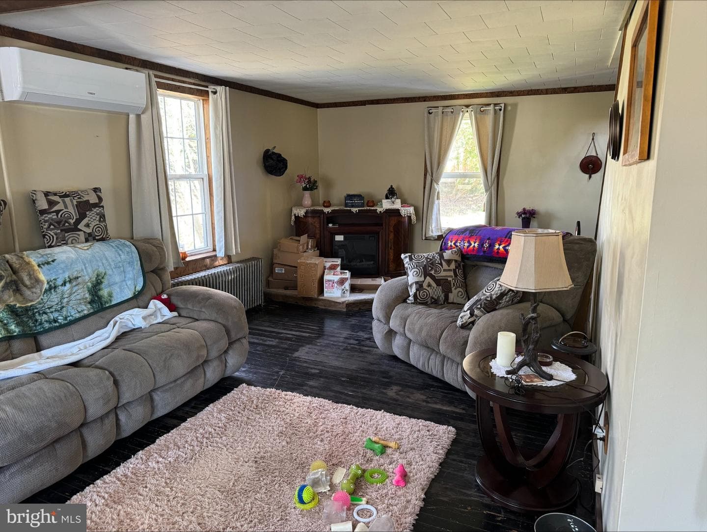 690 High Road photo 10