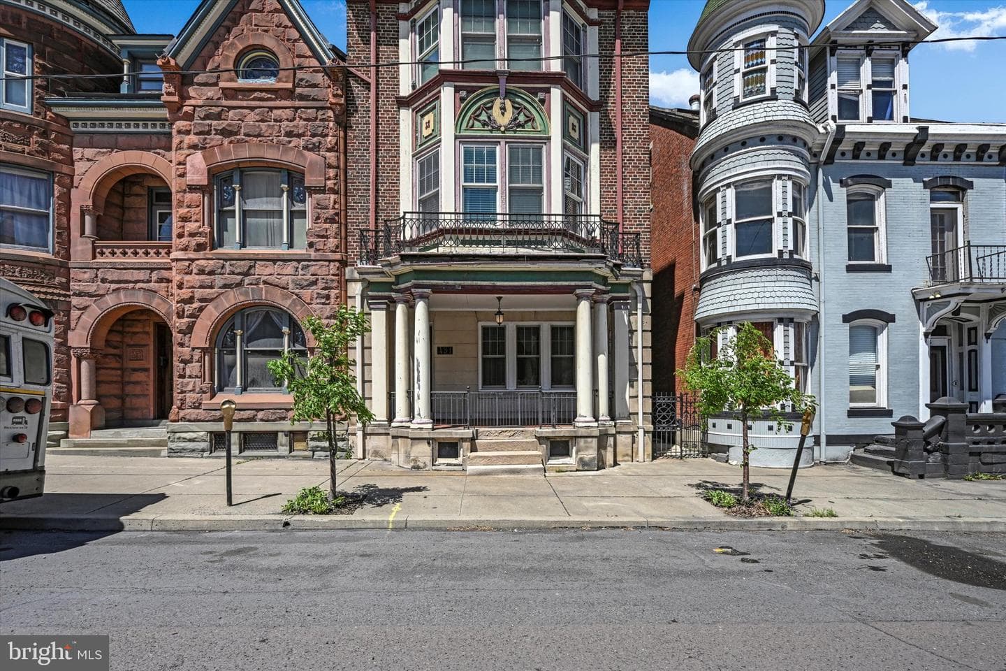 431 Centre Street photo 54