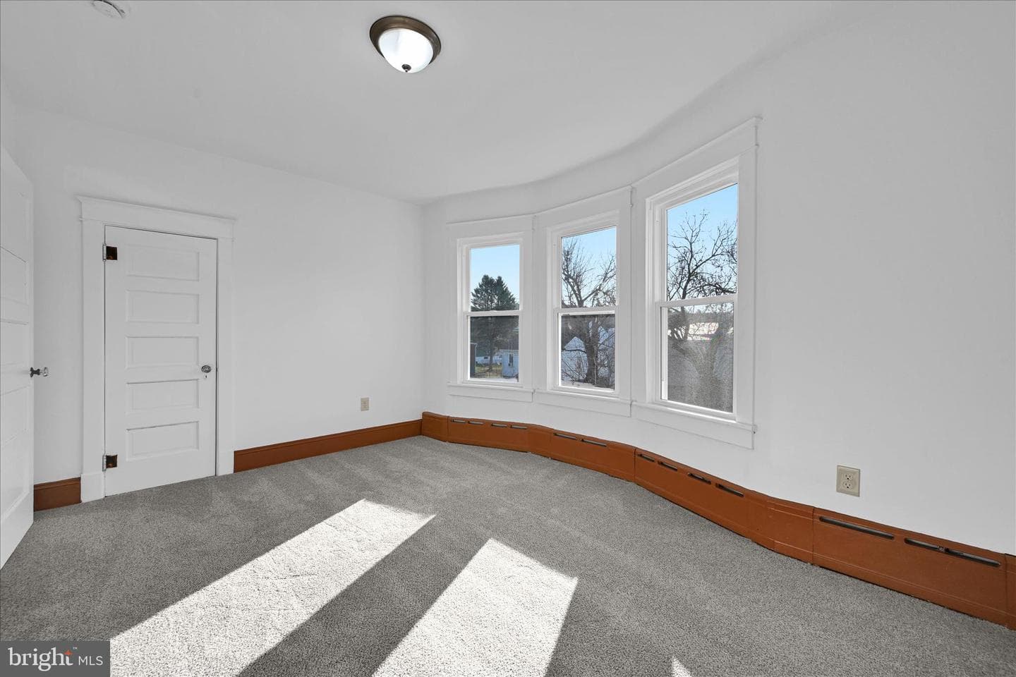 8 N Wolfe Street photo 18