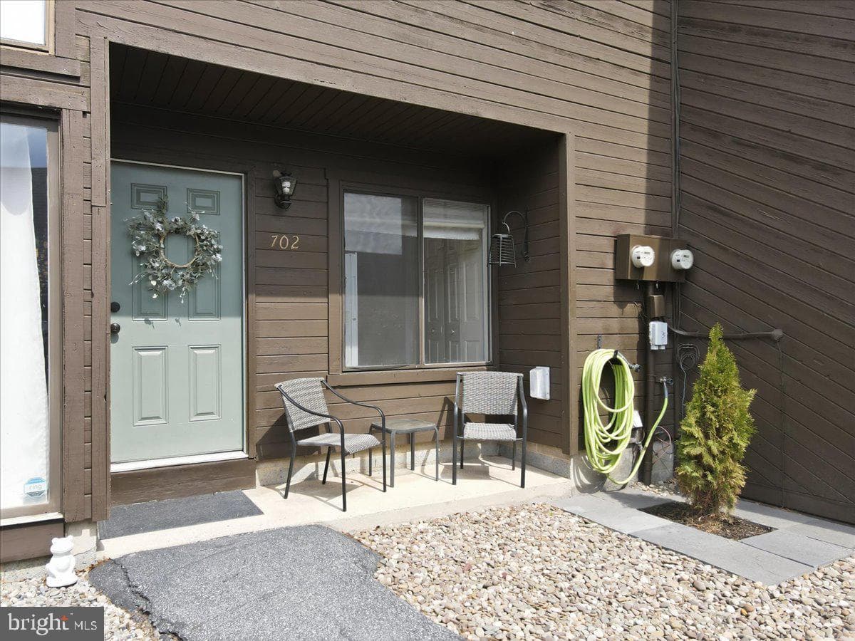702 Village Road photo 1