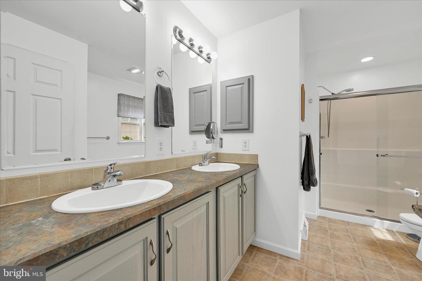 464 Wynonah Drive photo 24