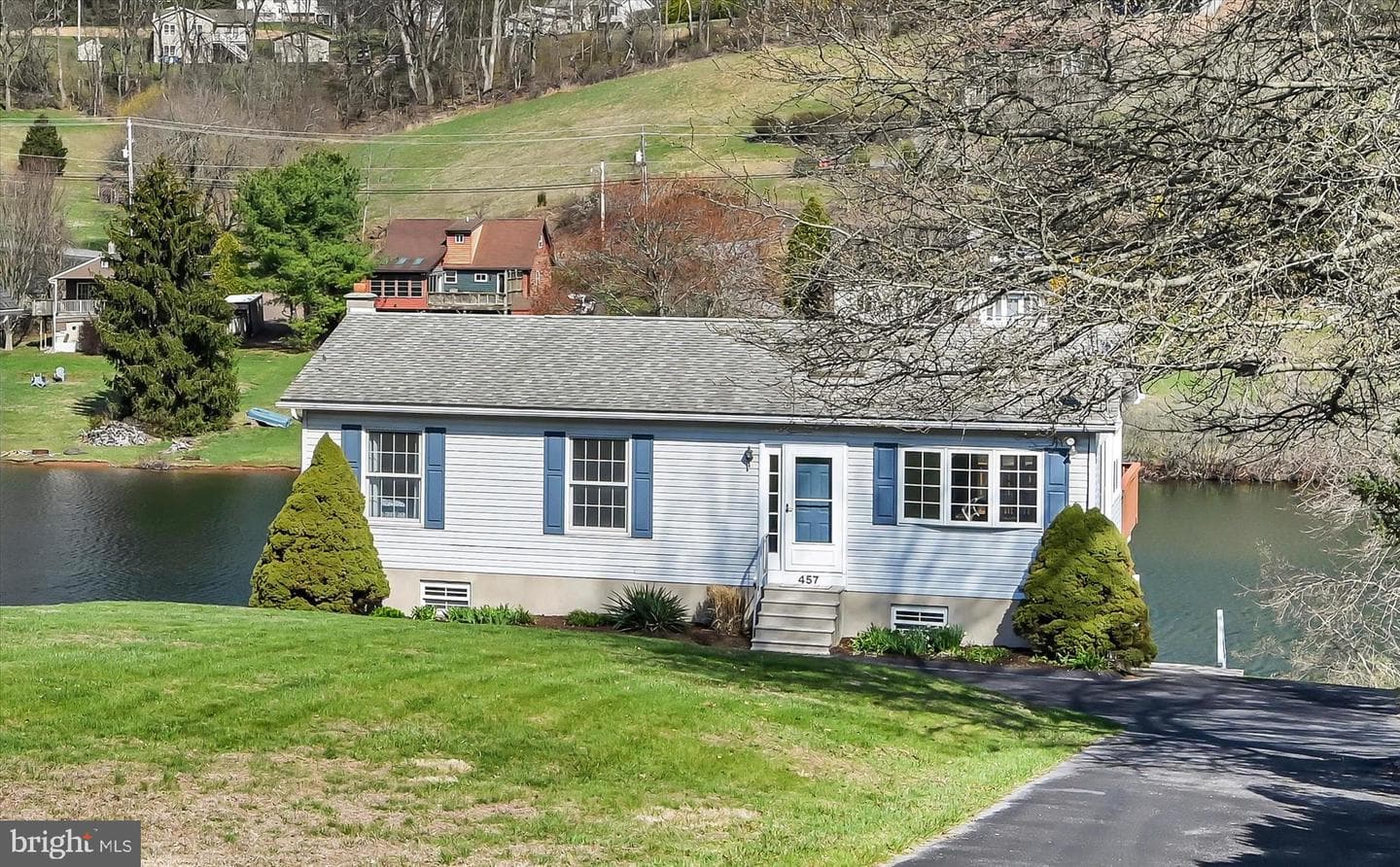 457 Wynonah Drive photo 5