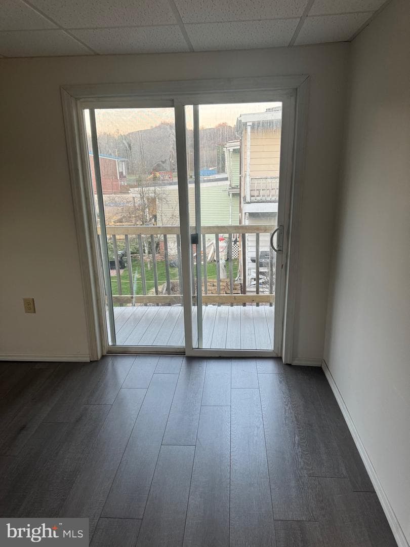 204 E B Street photo 10