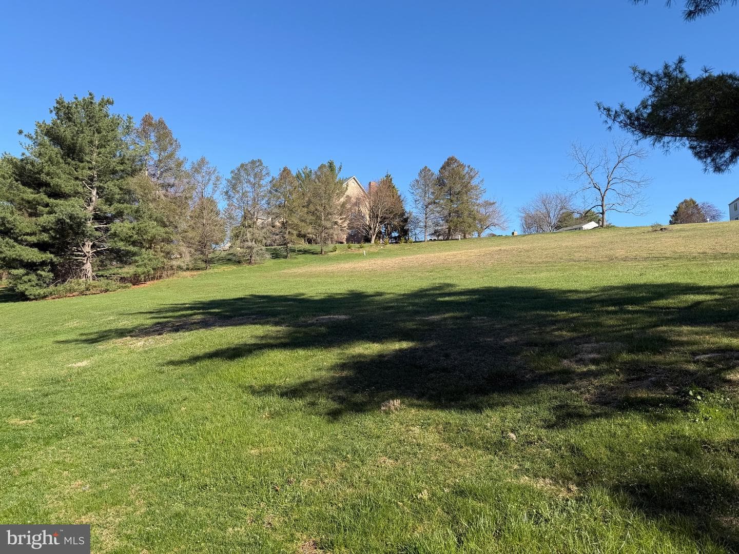 2604 Village Road photo 2
