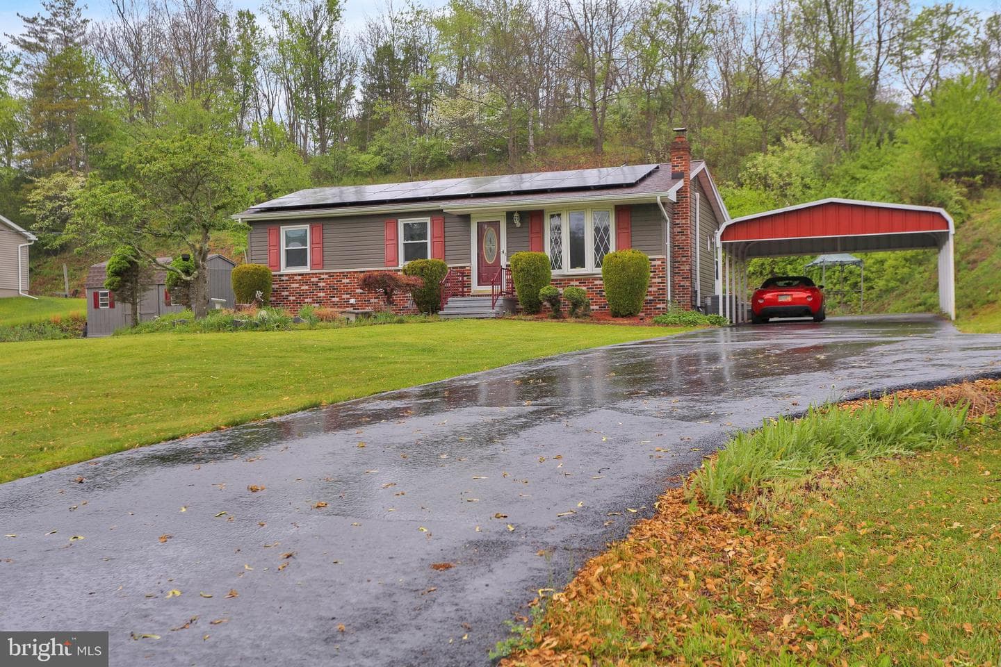 183 E Adamsdale Road photo 2