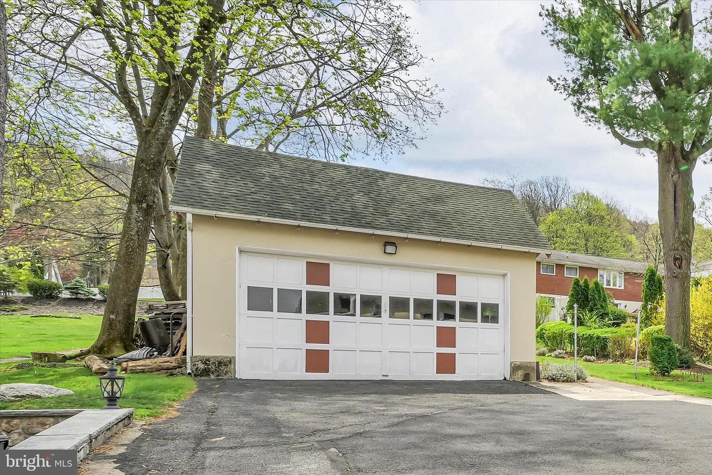 1911 Mahantongo Street photo 34