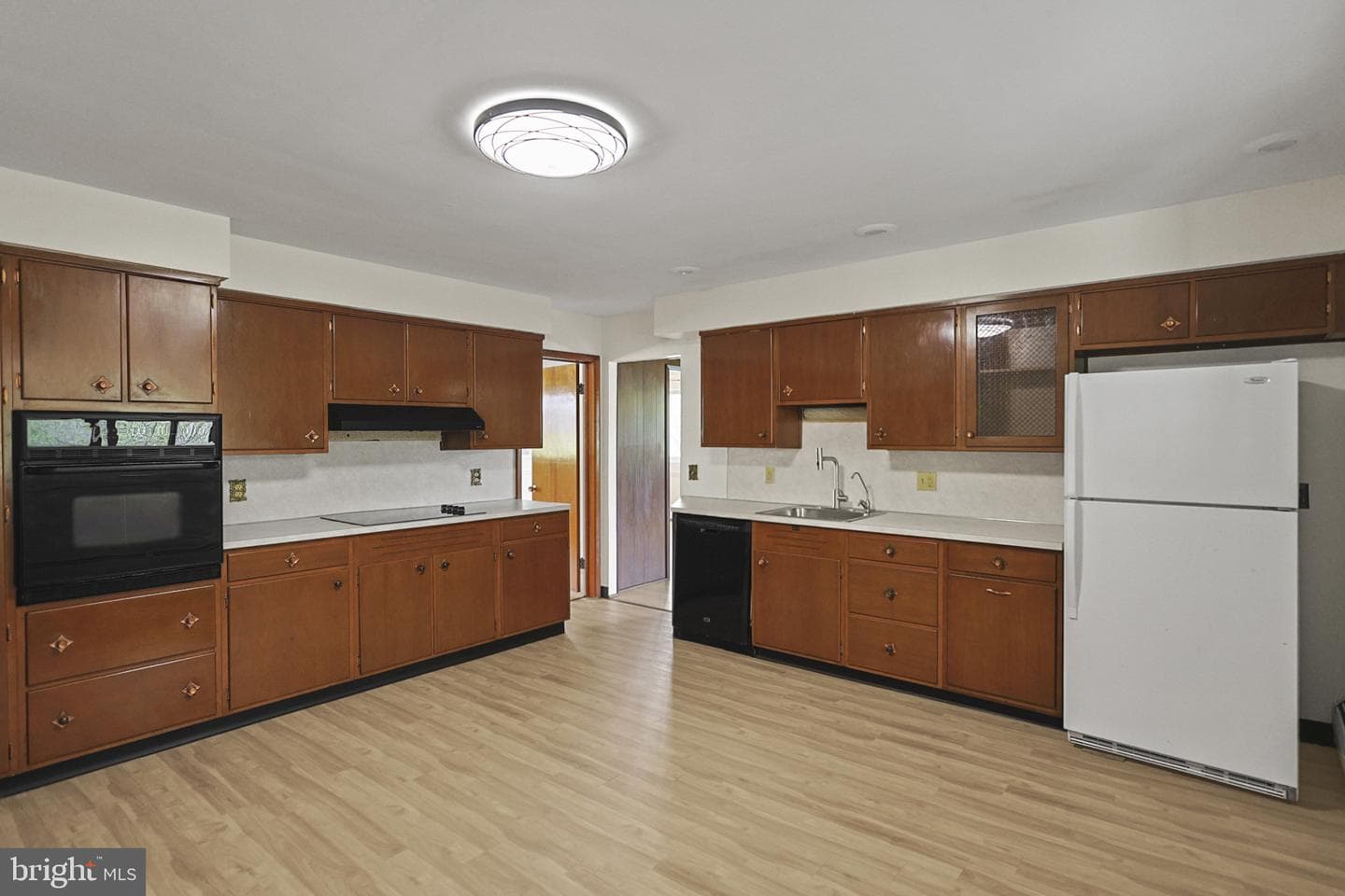 7 Ardmore Avenue photo 15