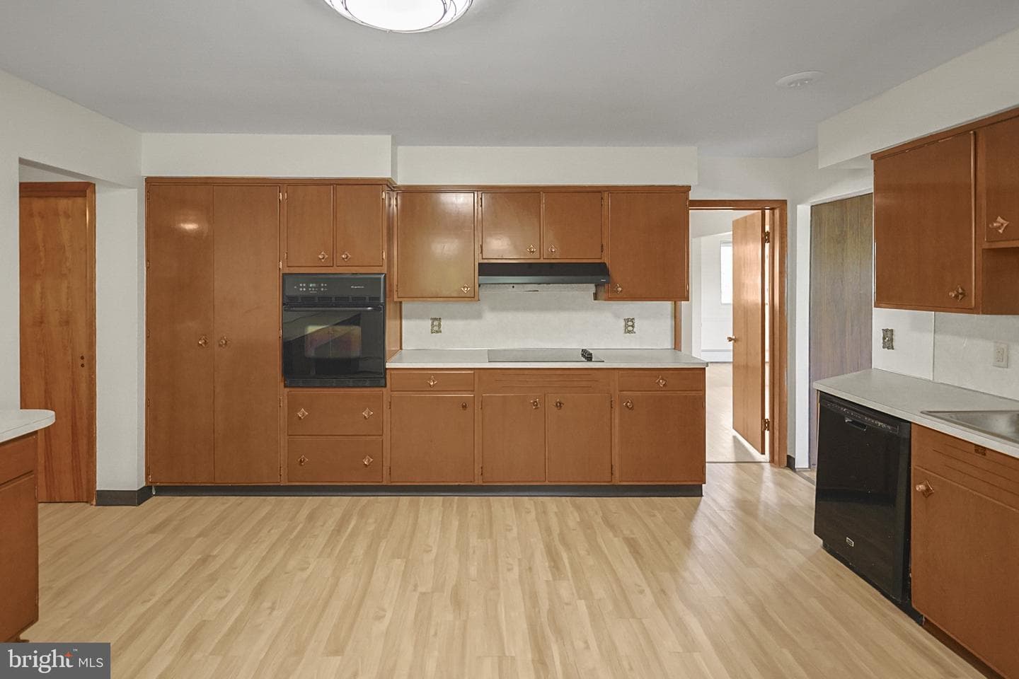 7 Ardmore Avenue photo 16